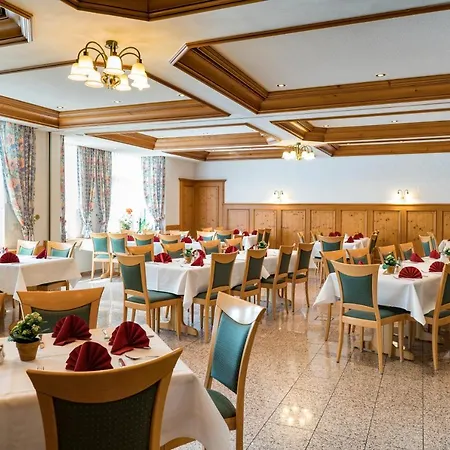 Hotel Adler Mit Haßmersheim